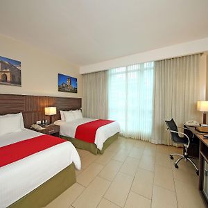 Victoria Hotel&Suites Panama